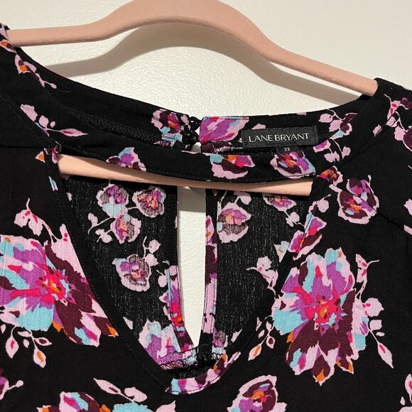 Lane Bryant Womens Bell Sleeve Blouse Size 22 Black Floral Dark Cottagecore Boho - Picture 5 of 9